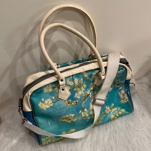 Beautiful shoulder bag